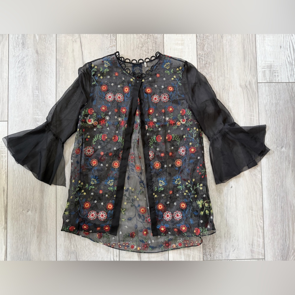 Elie Tahari Reina Embroidered Sheer Blouse size xs - Picture 2 of 13